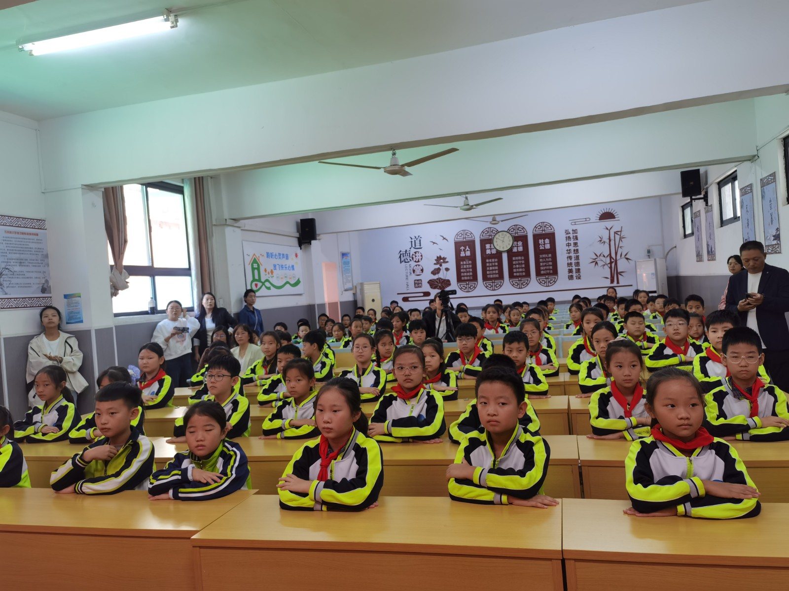 微信图片_20250924163847_242_63.jpg 微信图片_20250924163847_242_63.jpg